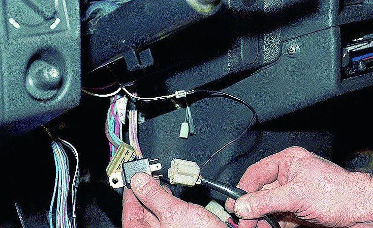 2109 схема старого монтажного блока