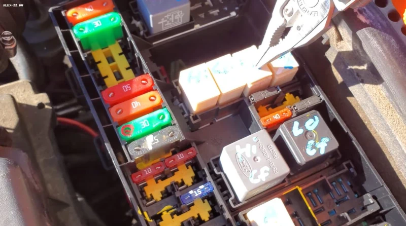 форд фокус 1 реле топливного насоса, ford focus 1 relay fuel pump