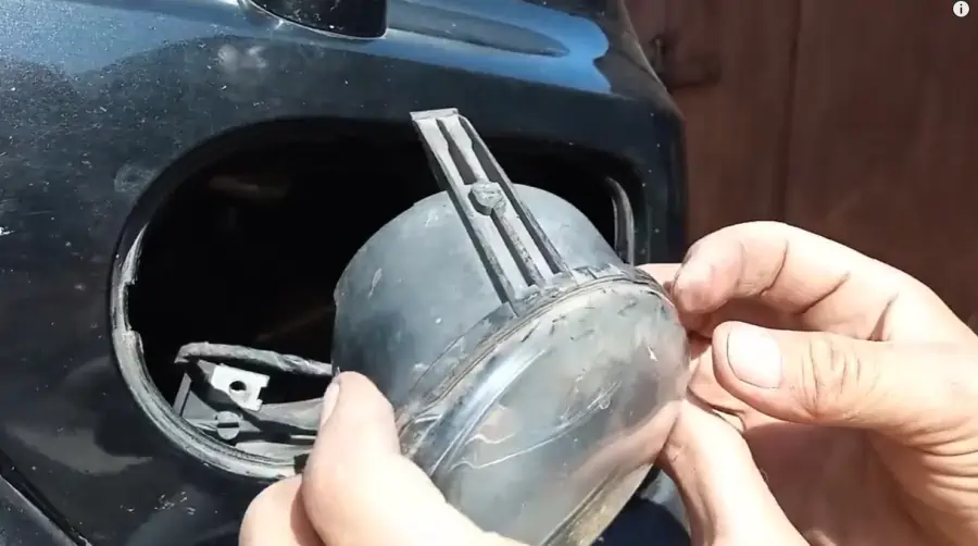 bmw x5 противотуманная фара снятие