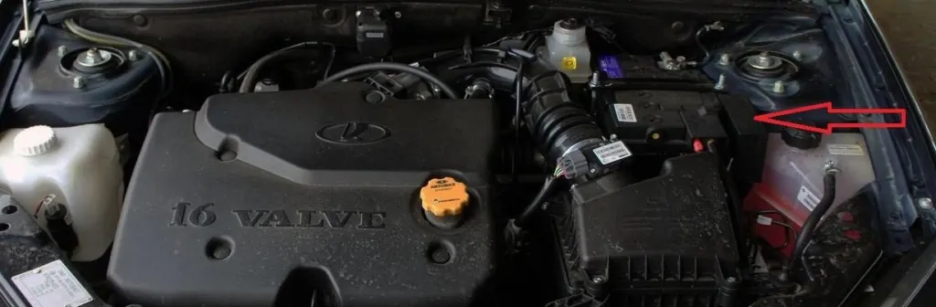 lada granta 2017 схема предохранители под капотом фото